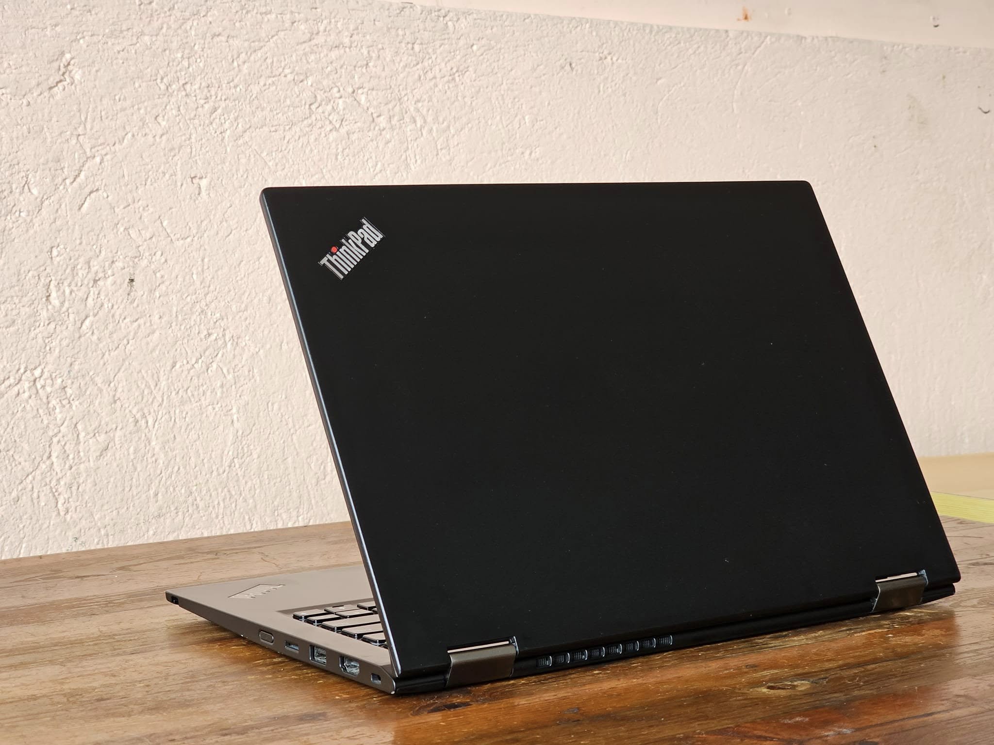 ThinkPad X390 Yoga Side View